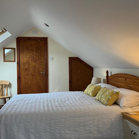 Cheerful 3 Bedroom Cottage In Central Location Ембълсайд Екстериор снимка
